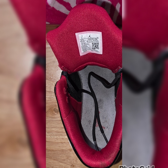 Used Jordan Men's Max Aura 2 Sneakers - Picture 10 of 12